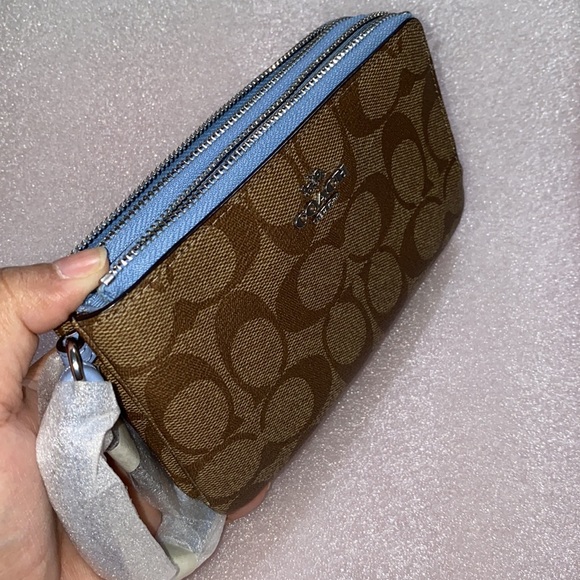 NWT 🔥 Coach Double Corner Zip Wristlet In Signature Canvas - Picture 14 of 16